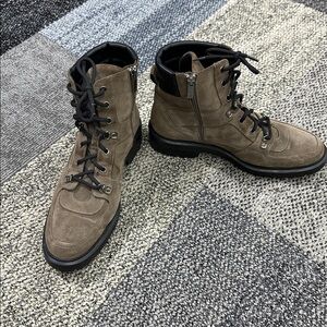 Aquatalia Weatherproof Lene Suede Olive Leather Ankle Flat Combat Boots Size-10